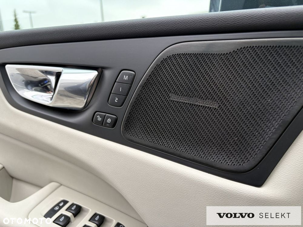 Volvo XC 60 - 19
