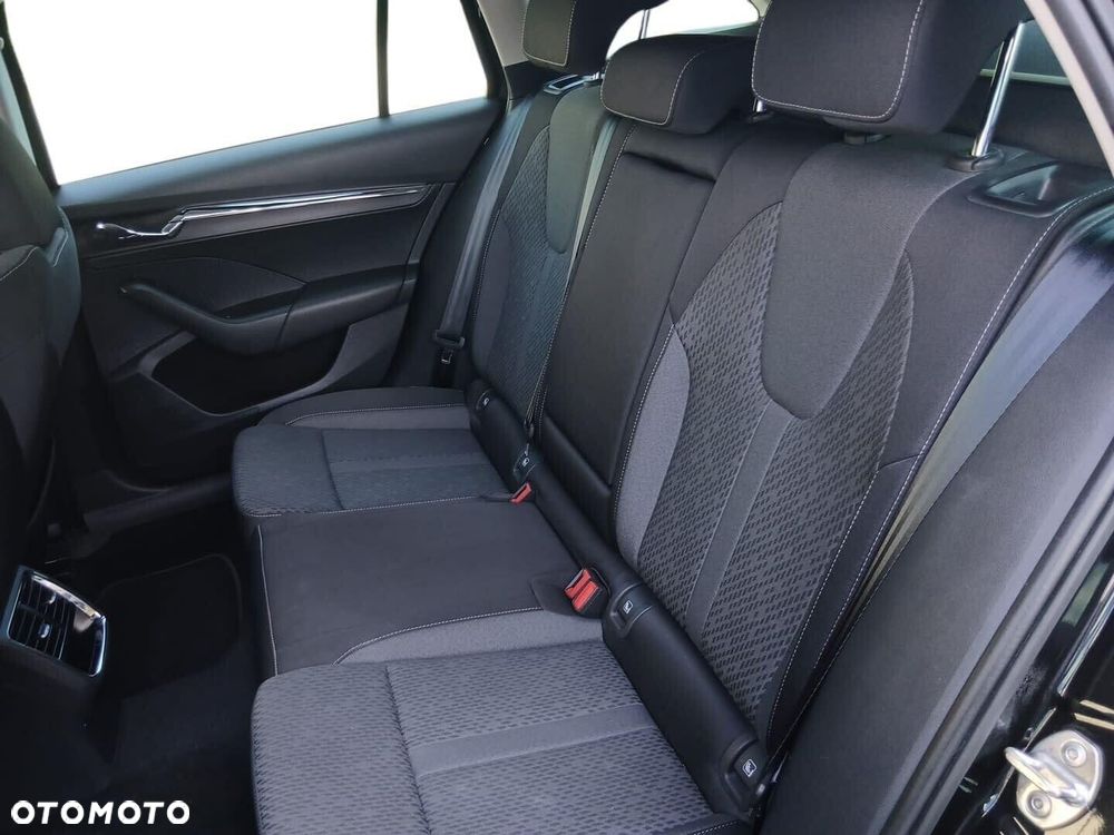 Skoda Octavia 1.4 TSI DSG Style - 14