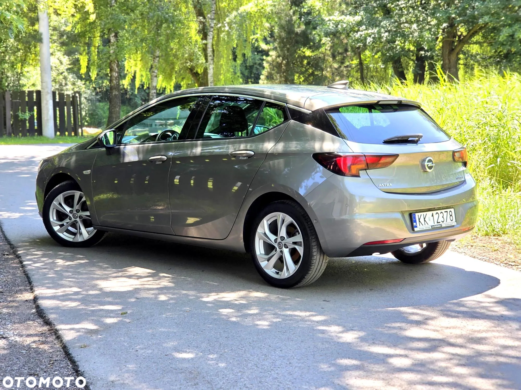 Opel Astra V 1.4 T Elite - 14