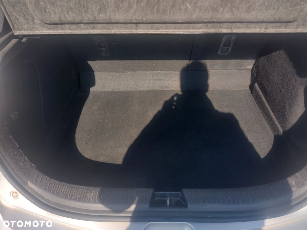 Mazda 3 1.6 MZR Active - 7