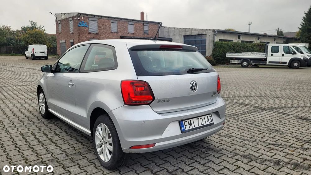 Volkswagen Polo 1.4 TDI (Blue Motion Technology) Comfortline - 15