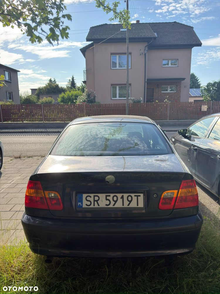 BMW Seria 3 316i - 4