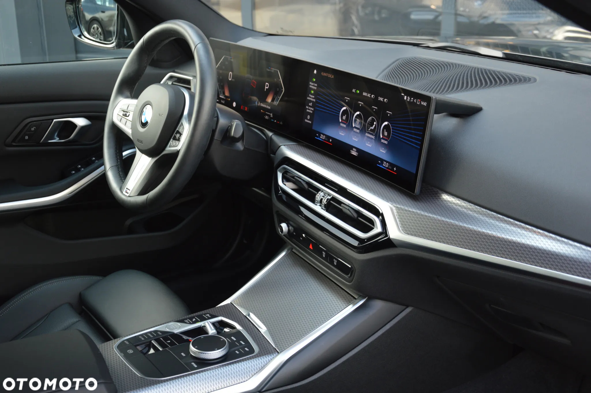 BMW Seria 3 318i M Sport - 9