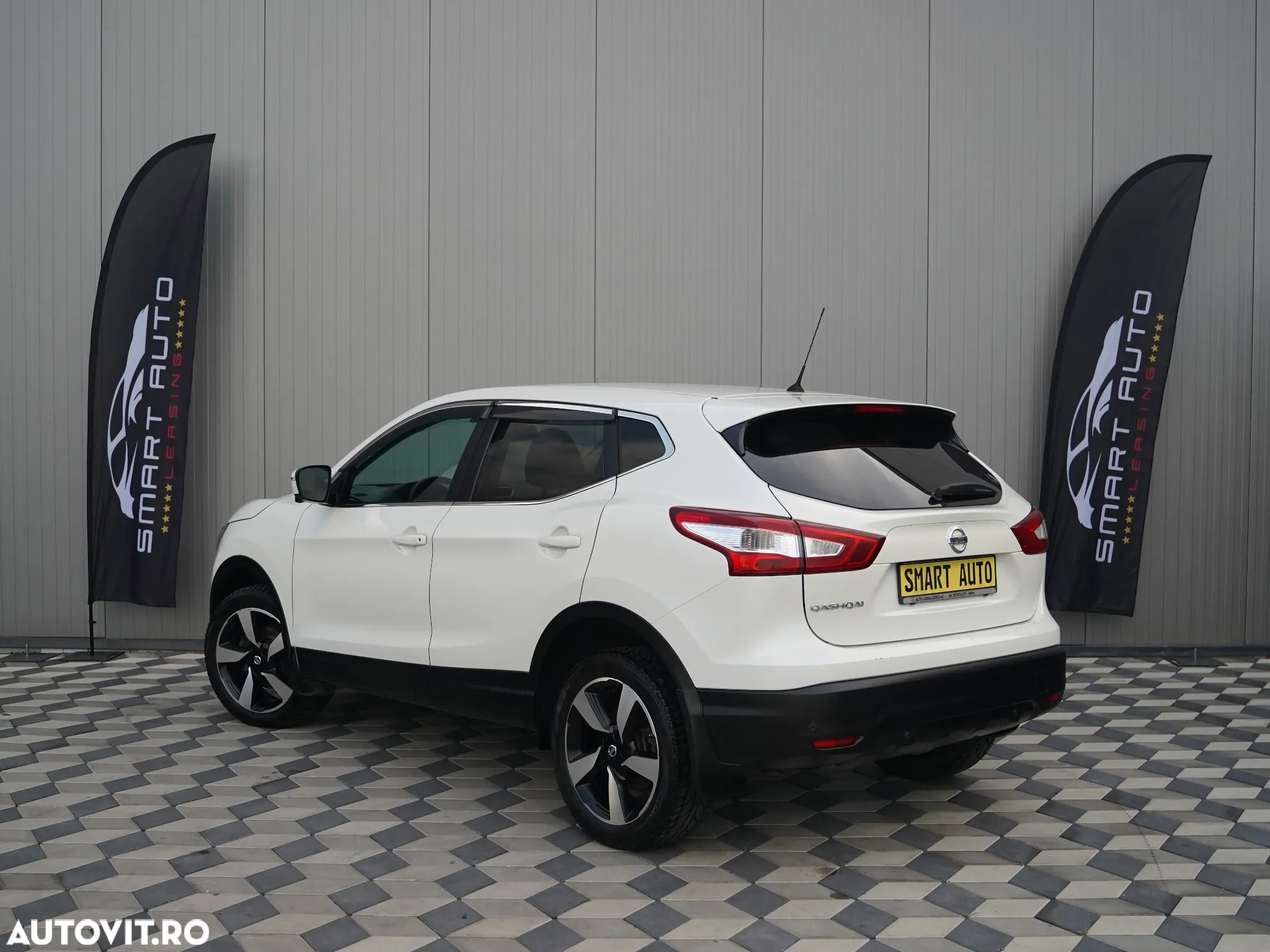 Nissan Qashqai 1.6 DCI Start/Stop 4X4-i Tekna - 3