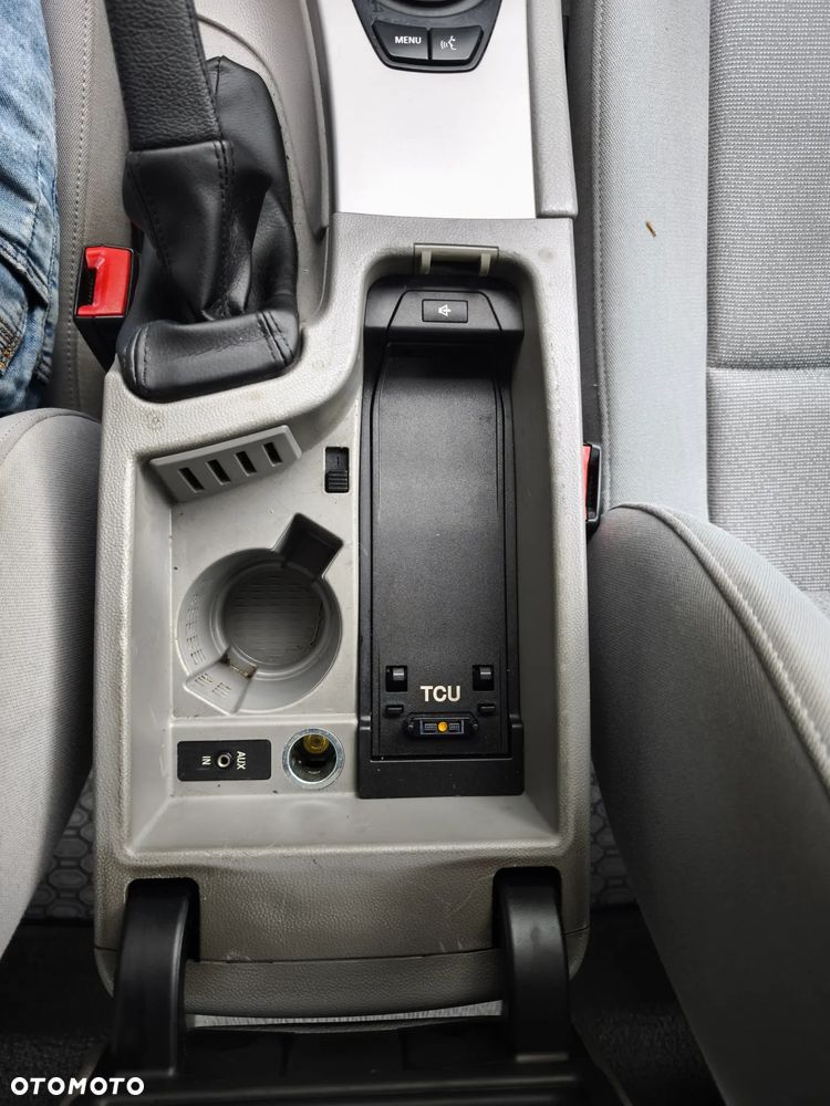 BMW Seria 3 320d - 24