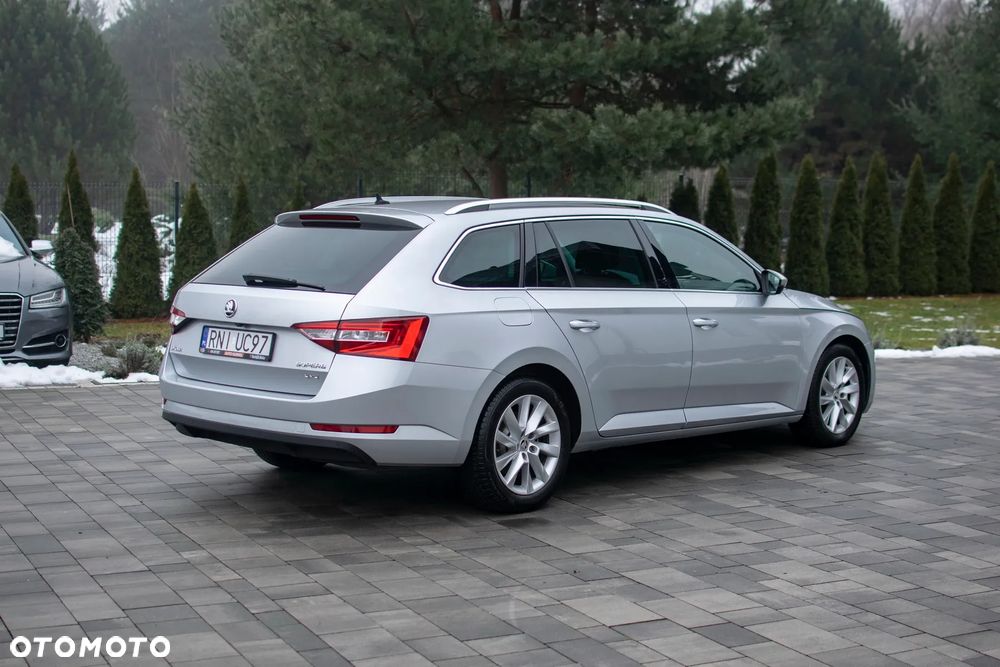Skoda Superb - 31