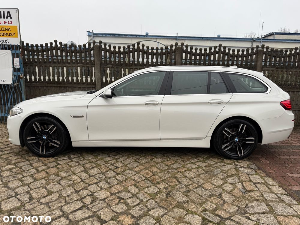 BMW Seria 5 525d - 15