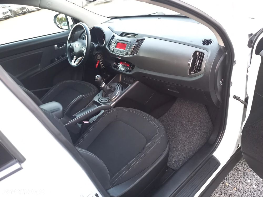 Kia Sportage 1.7 CRDI 2WD Attract - 22