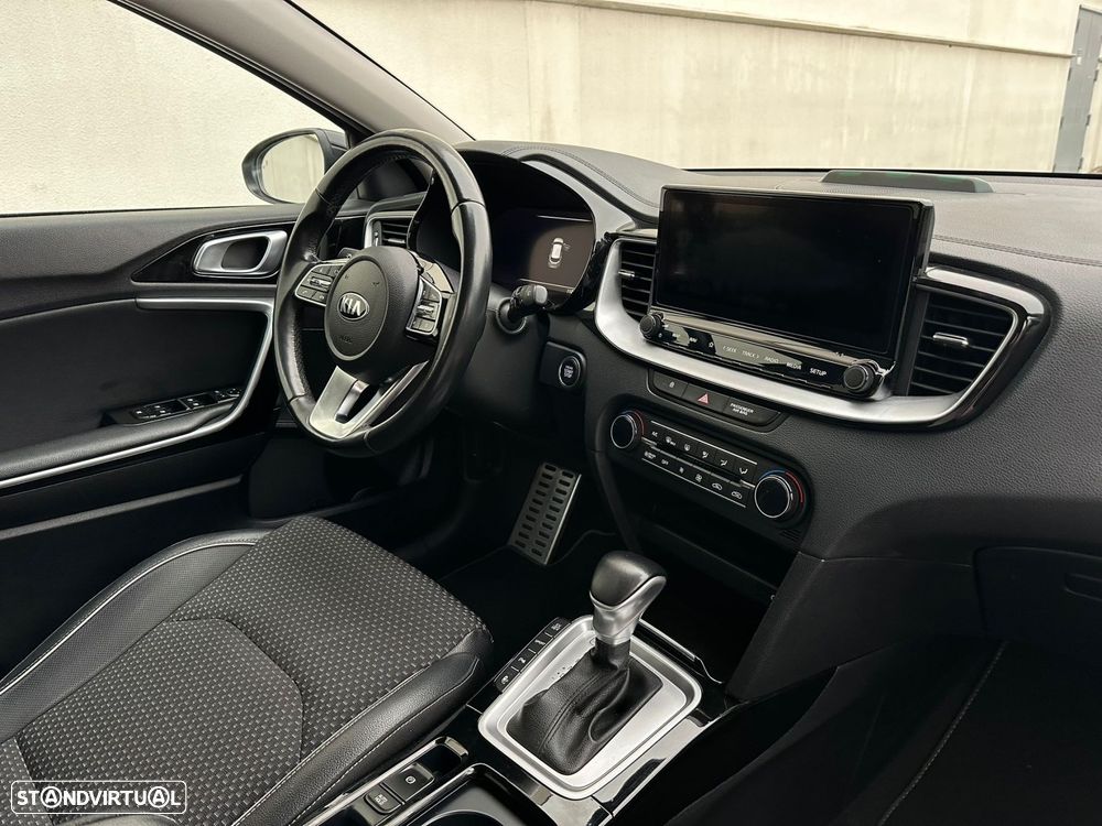 Kia XCeed 1.6 GDi PHEV Tech - 13