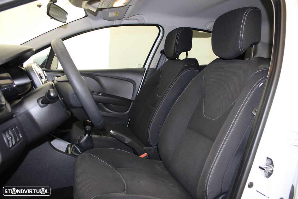 Renault Clio 1.5 dCi Zen — fotografia 20