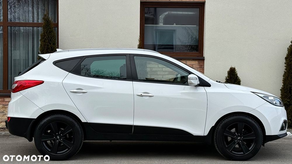 Hyundai ix35 2.0 CRDi 4WD Automatik Premium - 4