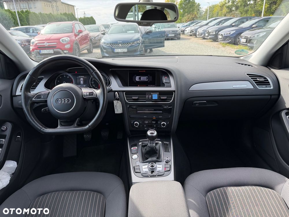 Audi A4 Avant 1.8 TFSI quattro Attraction - 27