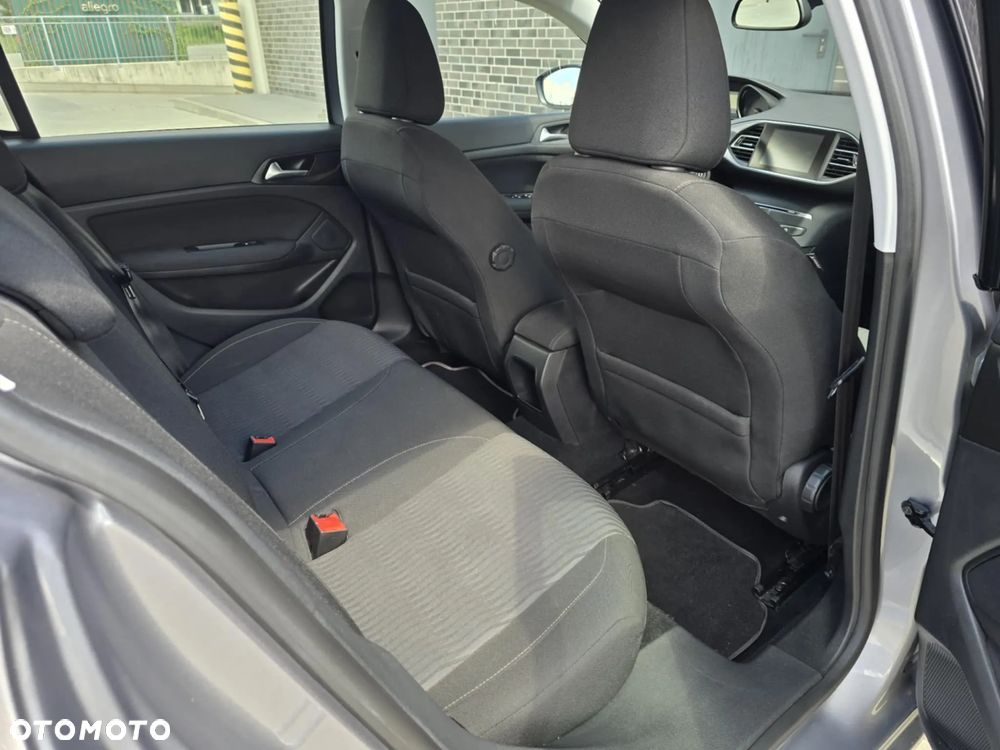 Peugeot 308 1.6 BlueHDi Business Line S&S - 22