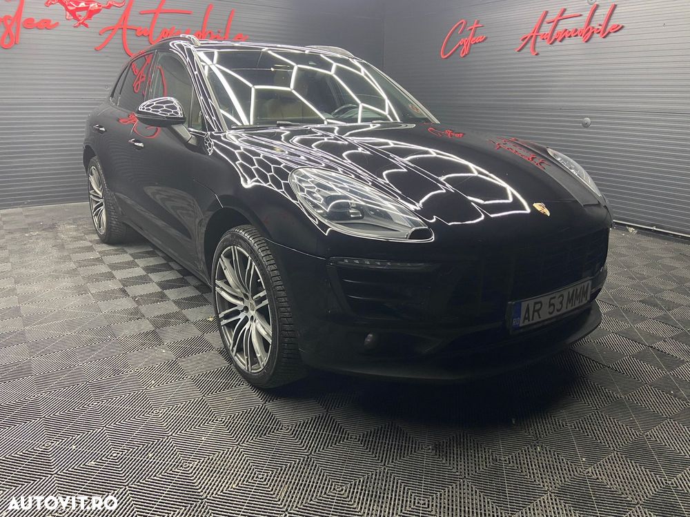 Porsche Macan - 2