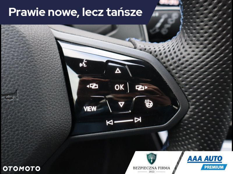 Volkswagen Golf - 23