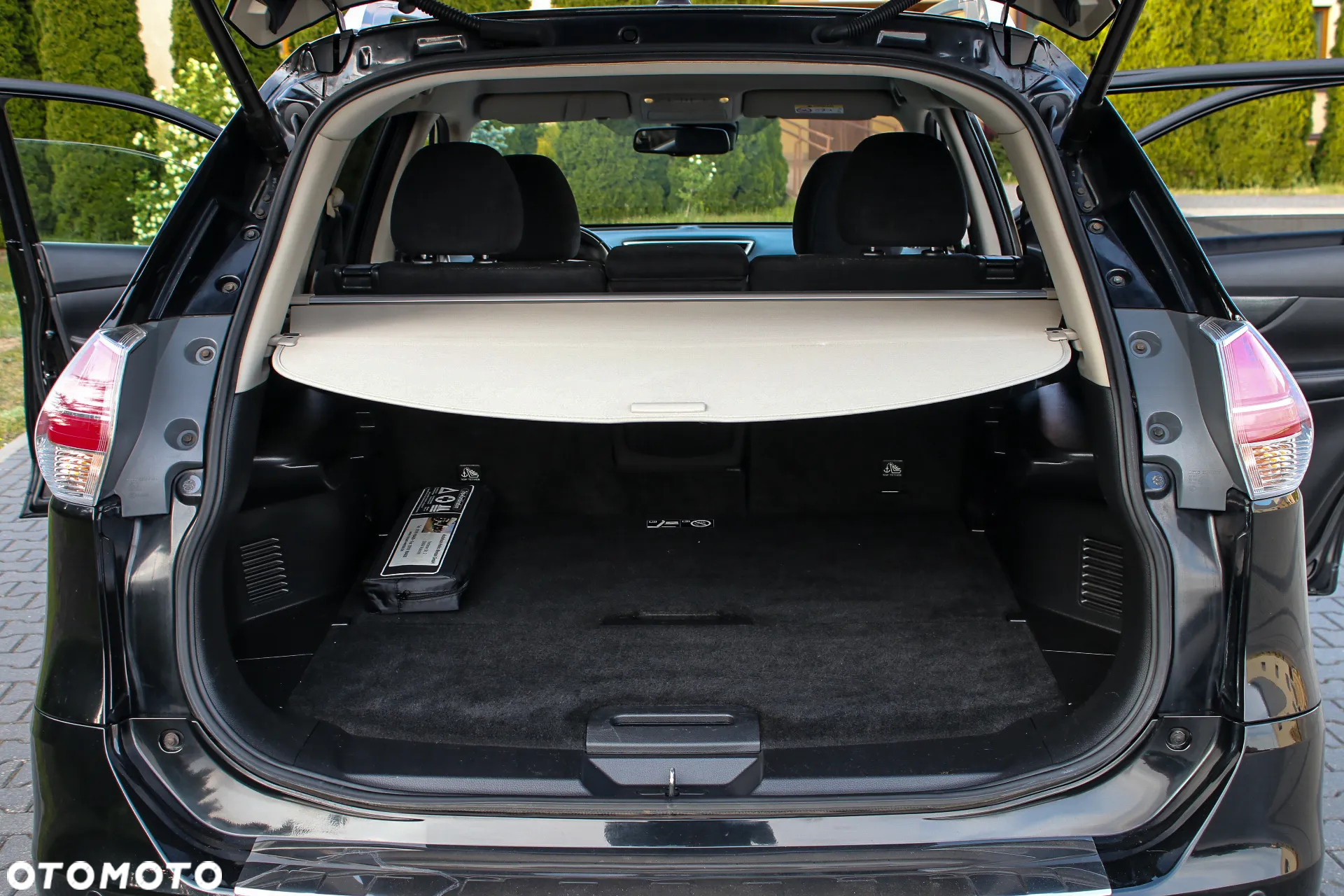 Nissan X-Trail 1.6 DCi Tekna Xtronic 2WD - 38