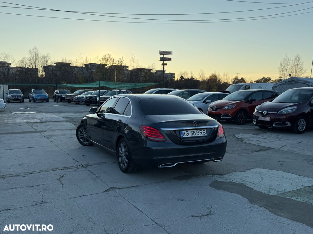 Mercedes-Benz C 220 d 4MATIC Aut. - 4