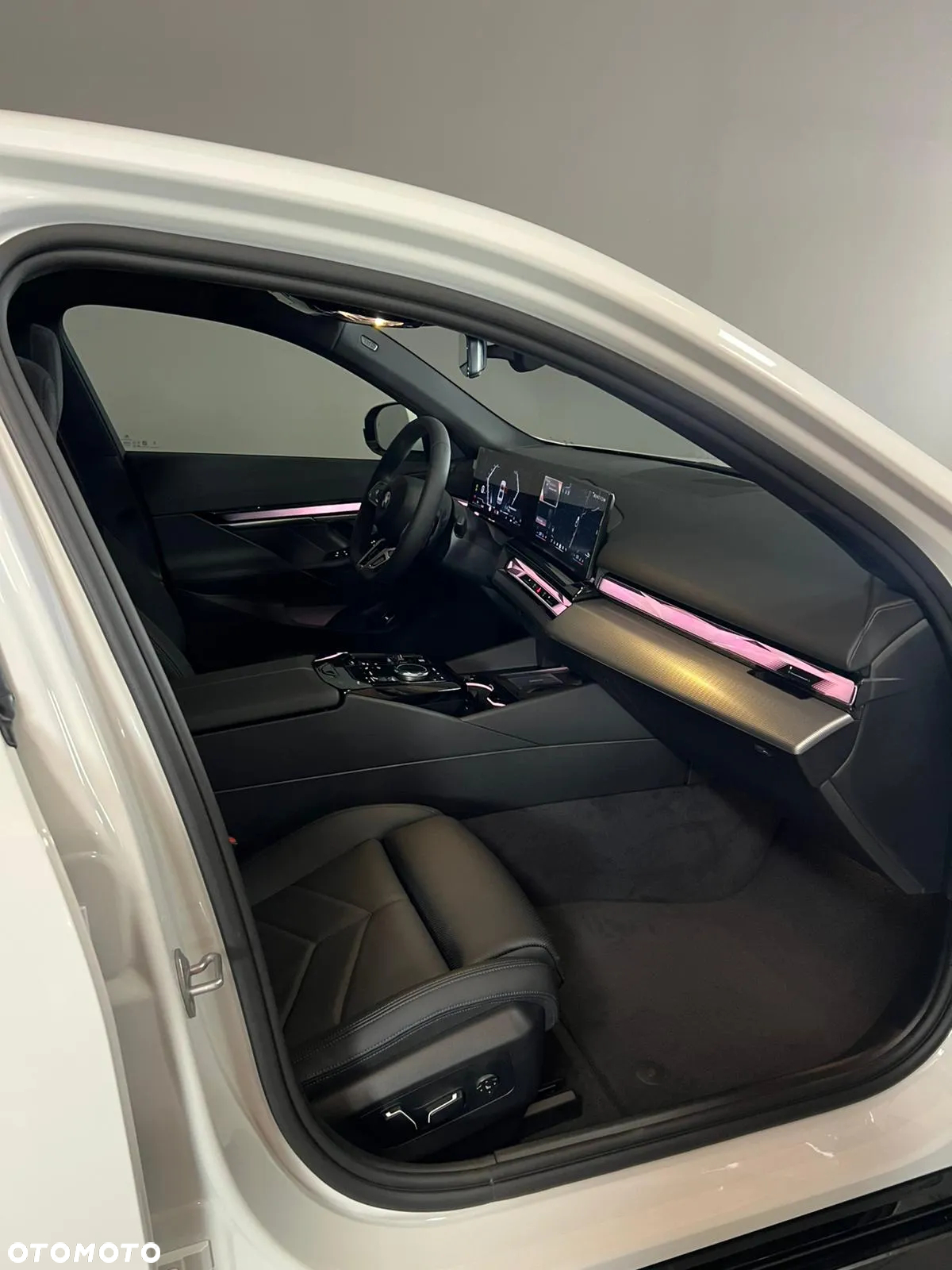BMW Seria 5 - 13
