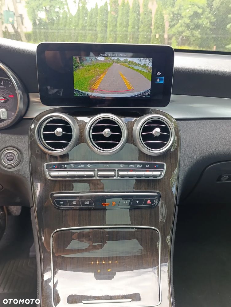 Mercedes-Benz GLC 300 4Matic 9G-TRONIC - 13