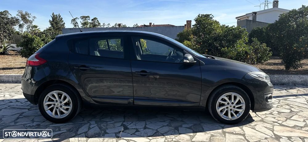 Renault Mégane 1.5 dCi Comfort SS - 9