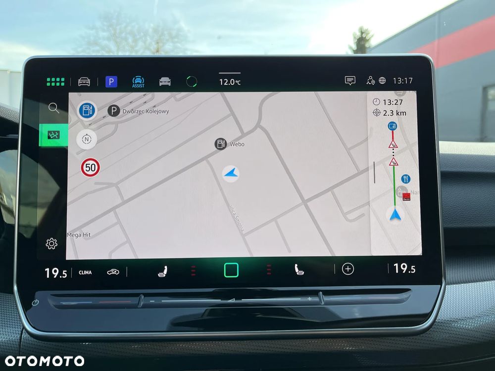 Volkswagen Golf Variant - 32