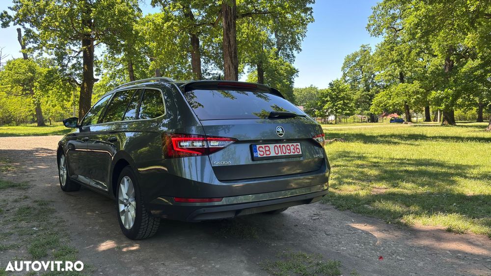 SKODA Superb 2019 — imagine 23