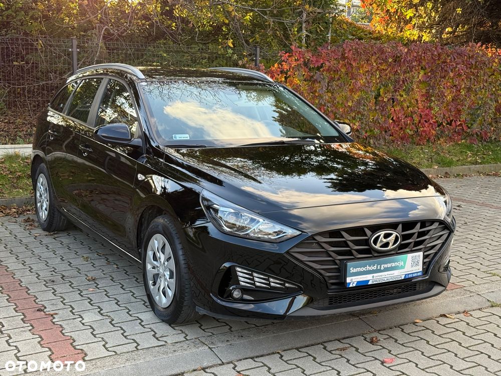 Hyundai i30 1.5 DPI Classic + - 27