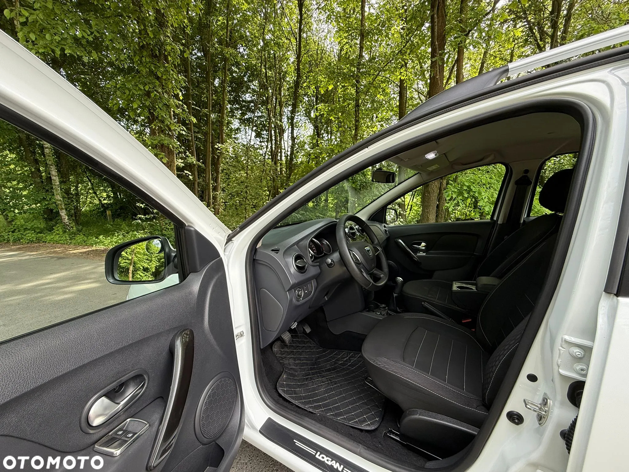 Dacia Logan MCV 1.0 TCe Laureate S&S - 14
