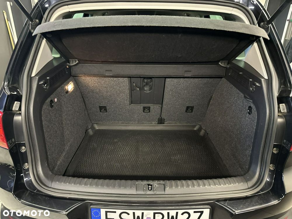 Volkswagen Tiguan - 13