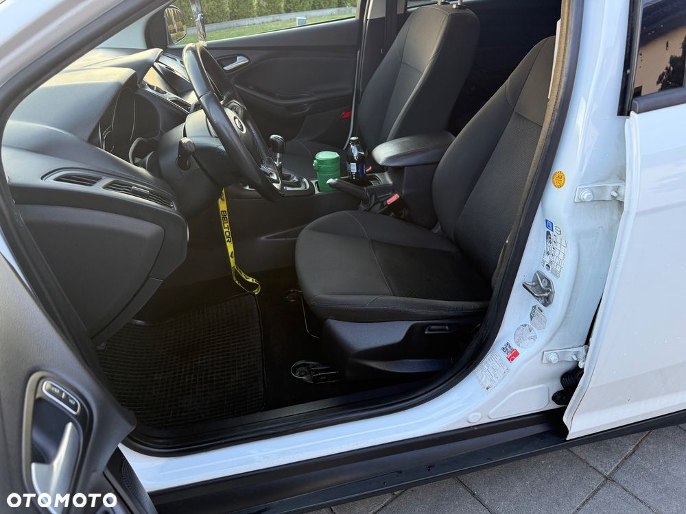 Ford Focus SW 1.5 TDCi DPF S&S - 18