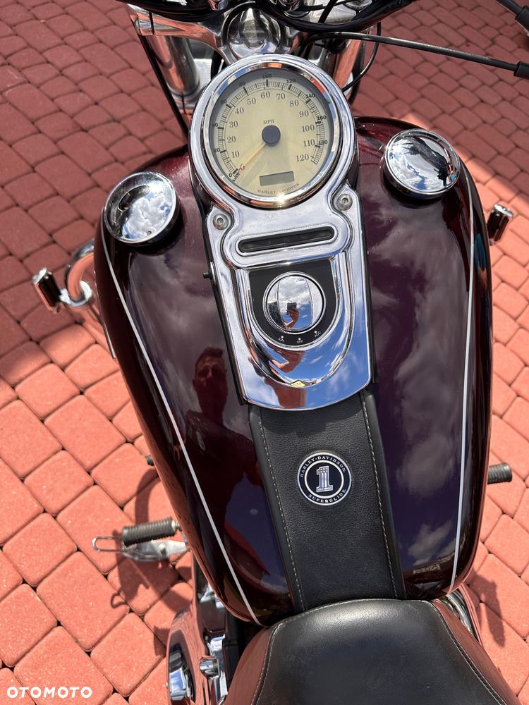 Harley-Davidson Dyna Super Glide - 11