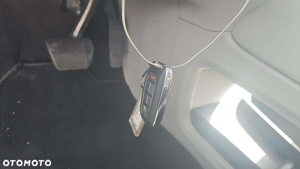 Chrysler Pacifica - 15