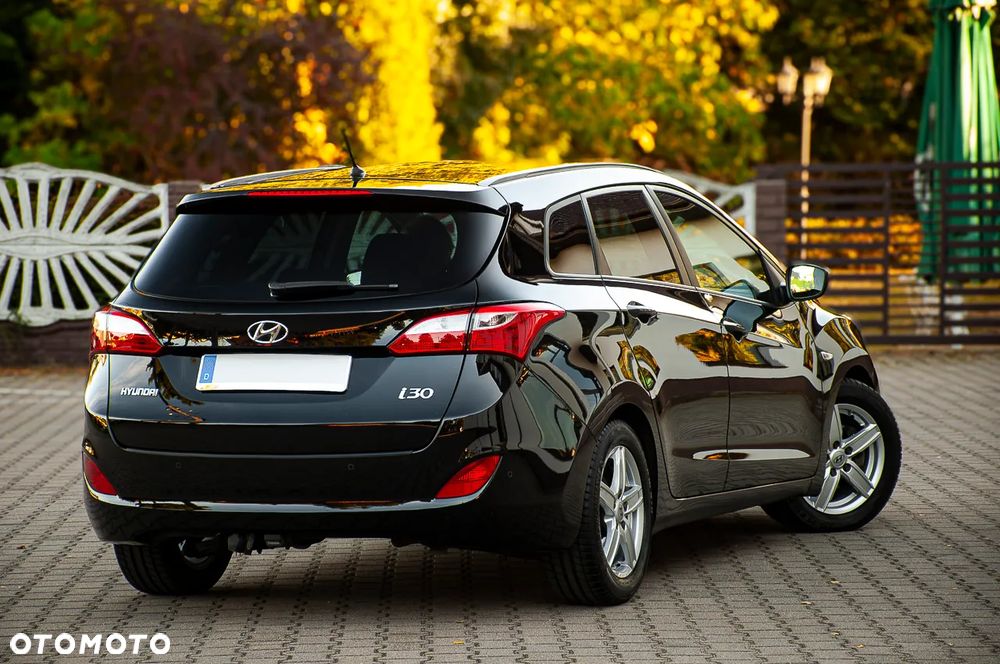 Hyundai i30 i30cw 1.6 CRDi Trend - 3