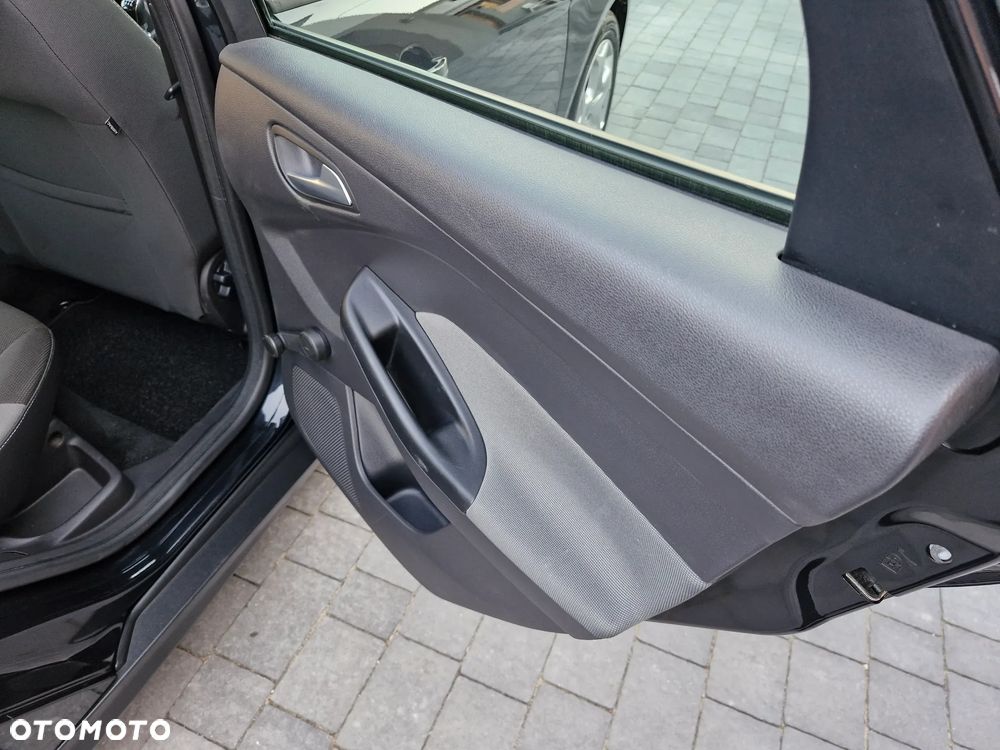 Ford Focus - 20