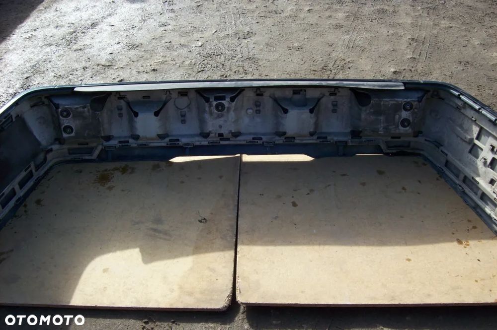 ZDERZAK TYLNY MERCEDES W 202 KOMBI - 7