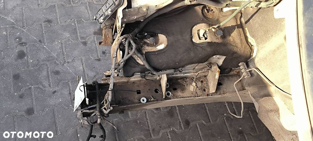 KOŃCÓWKA PODŁUŻNICY FORD TRANSIT CUSTOM L1H1 - 2