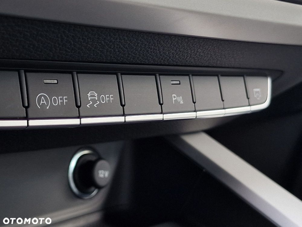 Audi A4 Limousine - 26