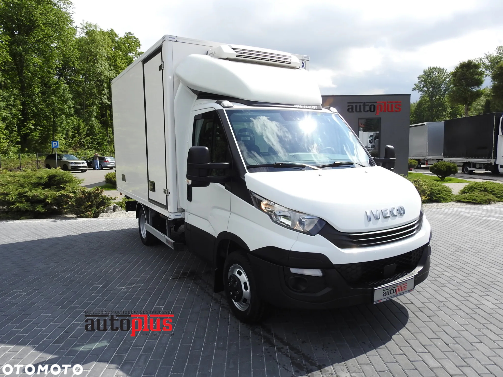 Iveco DAILY 50C15 CHŁODNIA KONTENER -5*C ZASILANIE 230V KLIMATYZACJA BLIŹNIACZE KOŁA 150KM [ 279041 ] - 2