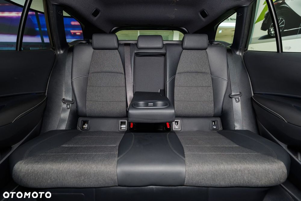 Toyota Corolla 2.0 Hybrid Comfort - 20