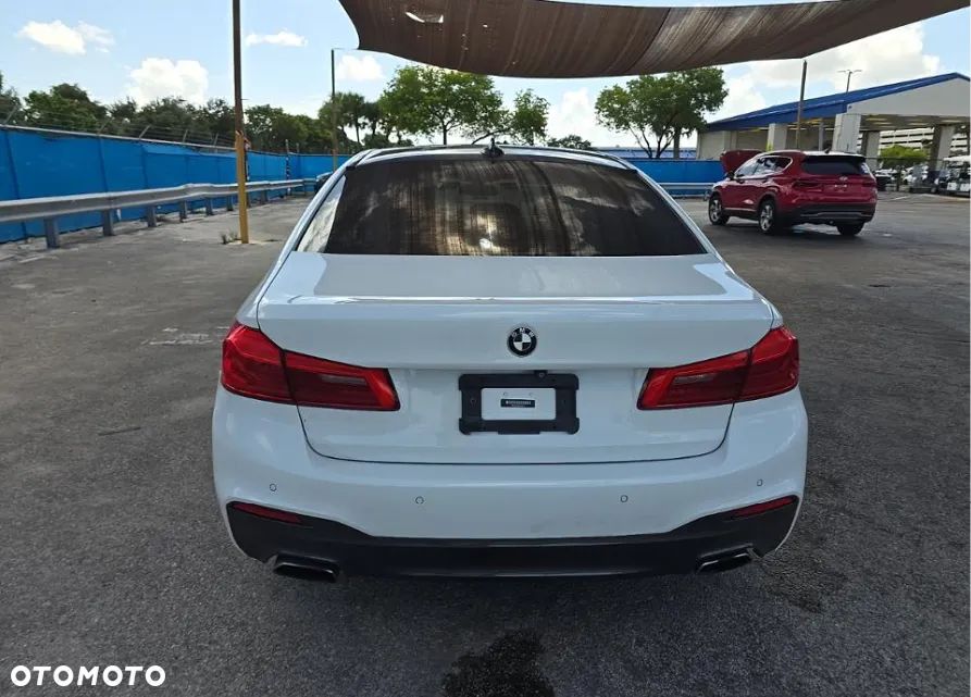BMW Seria 5 530i M Sport Edition - 6