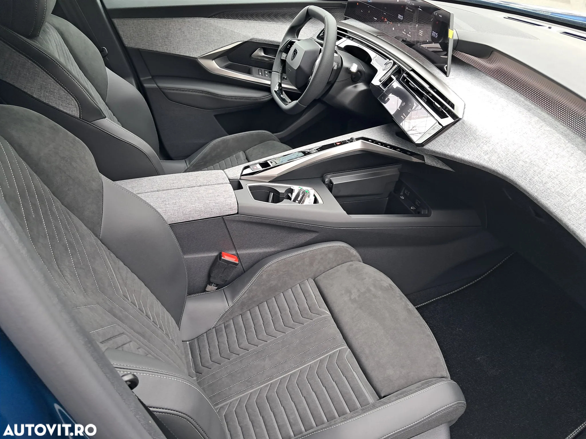 Peugeot 3008 Hybrid 145 e-DSC6 GT - 27