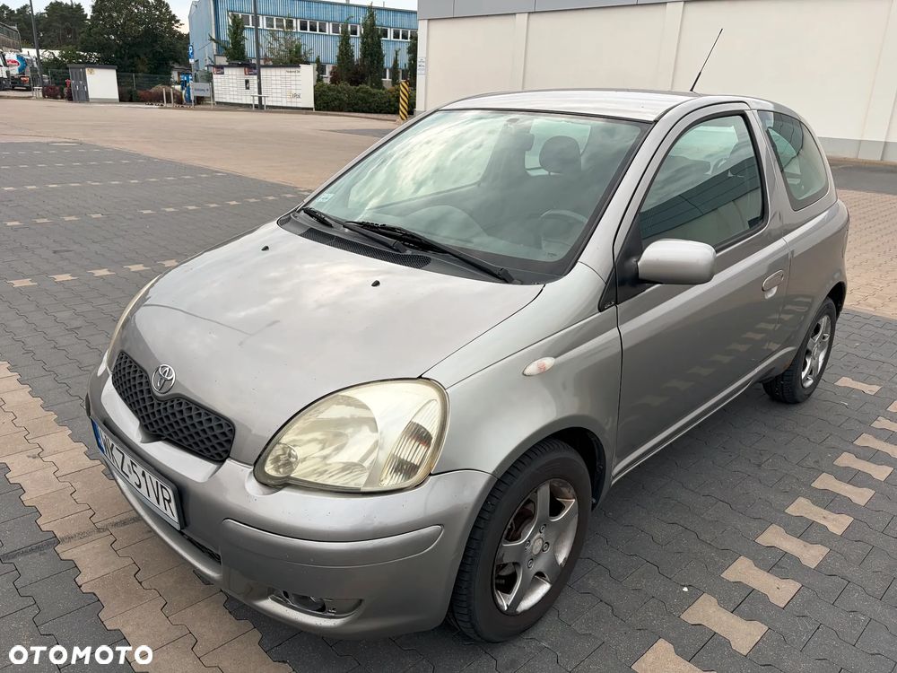 Toyota Yaris 1.4 D-4D Unlimited - 19