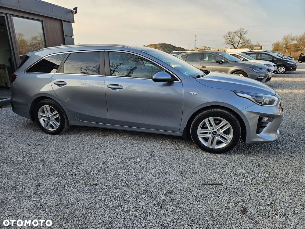 Kia Ceed 1.6 CRDi SCR L Business Line - 13