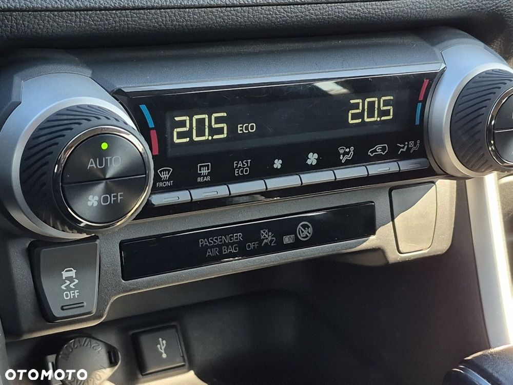 Toyota RAV4 - 21