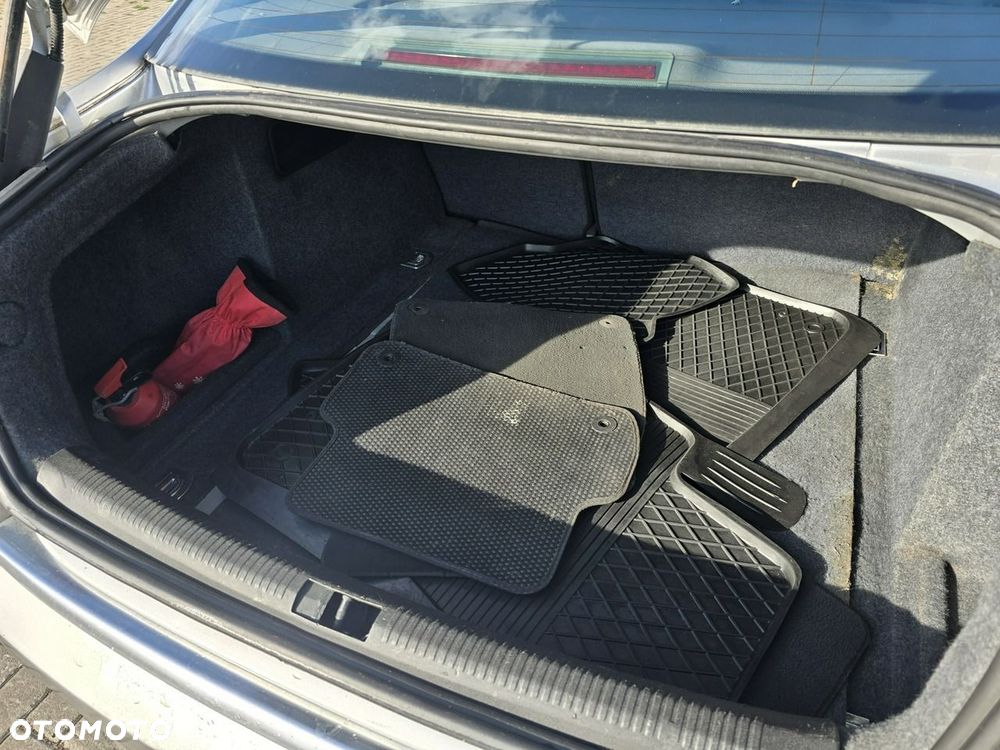 Audi A4 Limousine - 17
