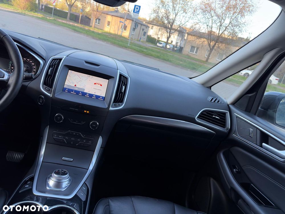 Ford S-Max 2.5 Hybrid Titanium CVT 7os - 24