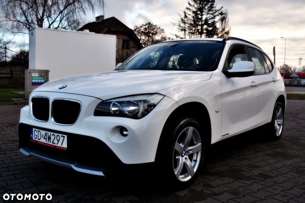 BMW X1 sDrive18d xLine - 12