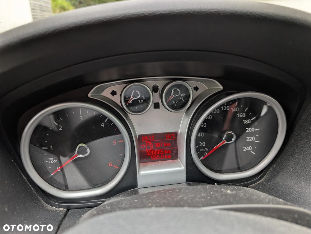 Ford Focus 1.6 TDCi Ambiente - 8
