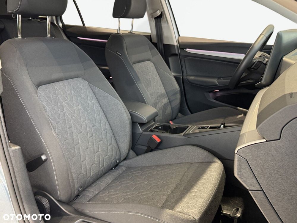 Volkswagen Golf Variant 1.5 eTSI mHEV Life DSG - 16