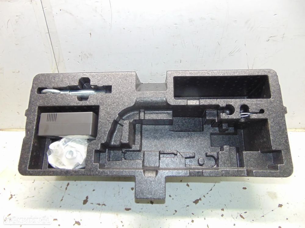 VW UP caixa ferramenta/Compressor - 1